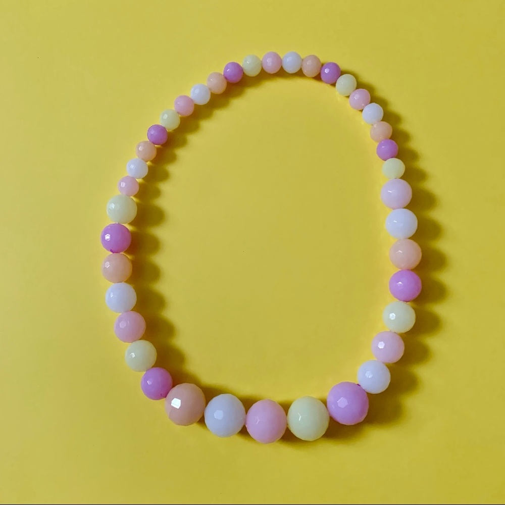 NWOT Retro Fashion Bead Necklace